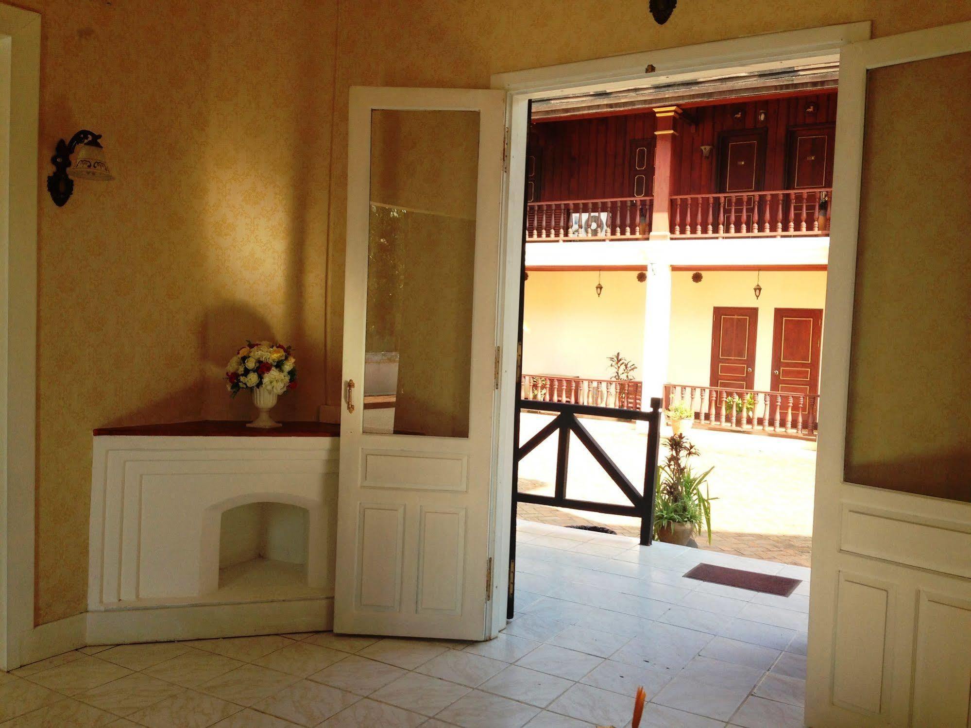 The View Pavilion Luang Prabang Exterior foto